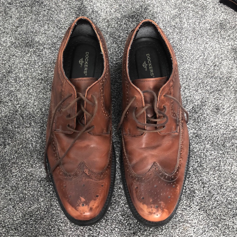 Dockers Men’s Wing Tips
